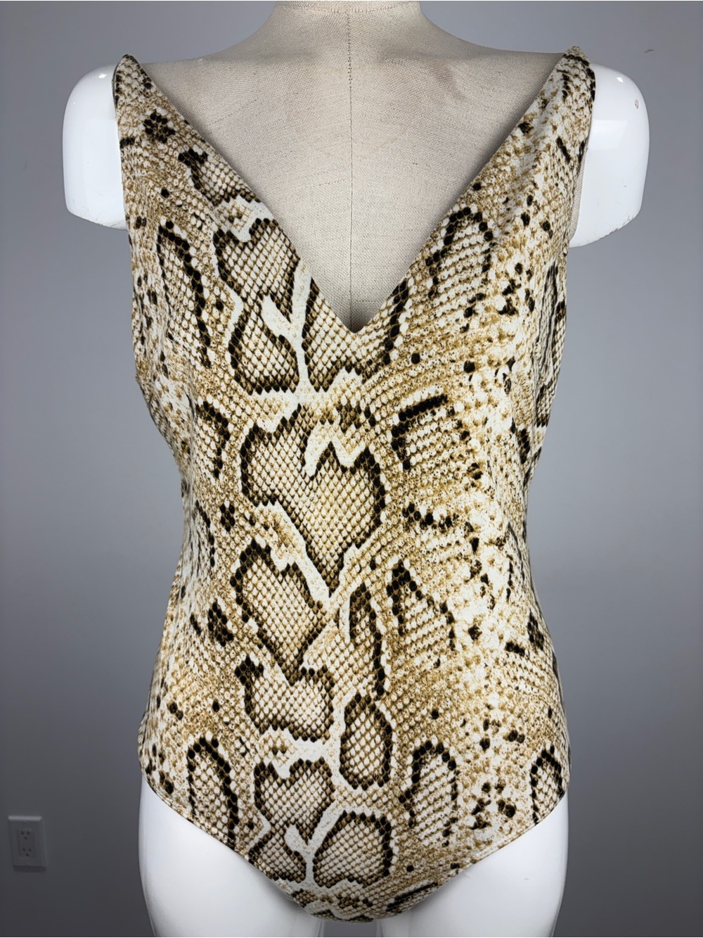 ASTR the Label Python Snake Print Double-V Neck Bodysuit Sleeveless M
